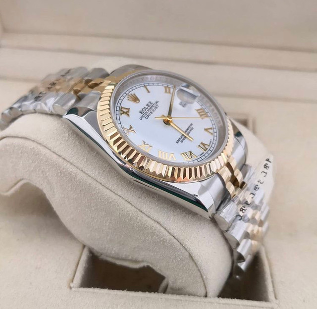 Rolex datejust best sale numeros romanos