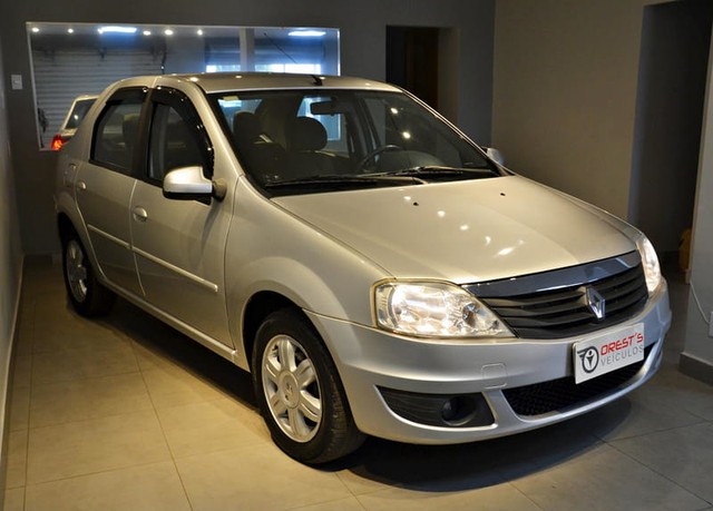 RENAULT LOGAN EXPRESSION 1.6  EASY-R  2012