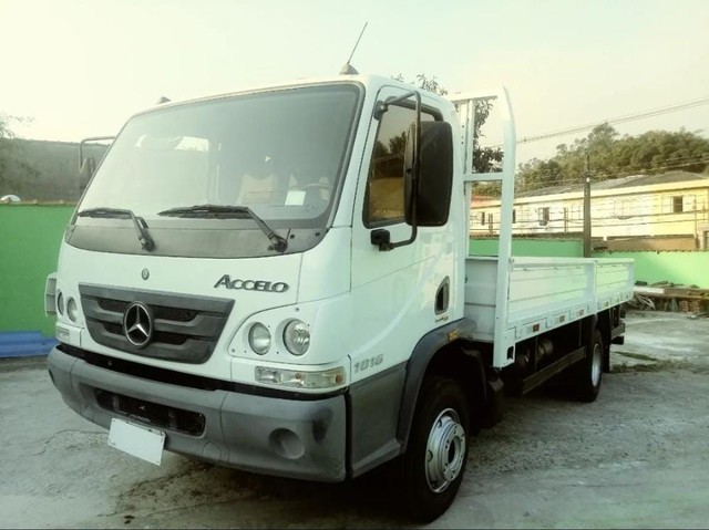 MERCEDES-BENZ ACCELO 2016