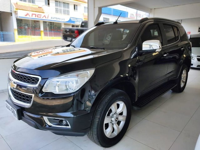 CHEVROLET TRAILBLAZER LTZ 4X4 DIESEL 7 LUGARES IGUAL NOVA