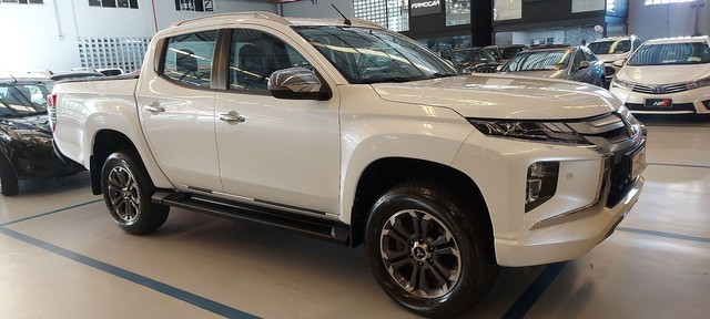 MITSUBISHI L200 TRITON SPORT HPES 2021