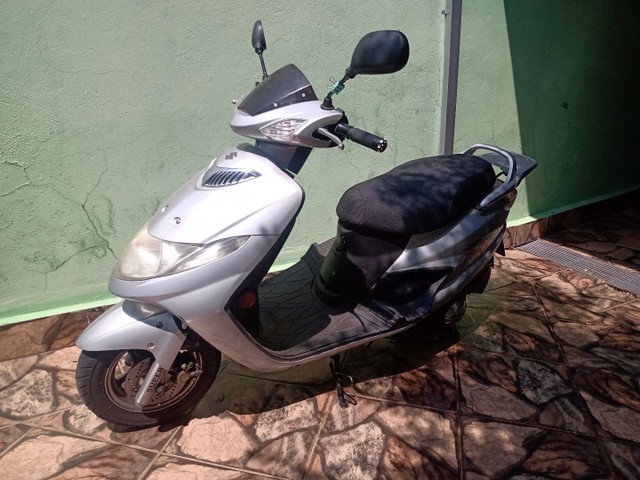 BURGMAN 125 CC BAIXO KM