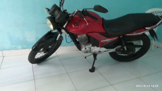 VENDO MOTO FAM 150 INPLACADA