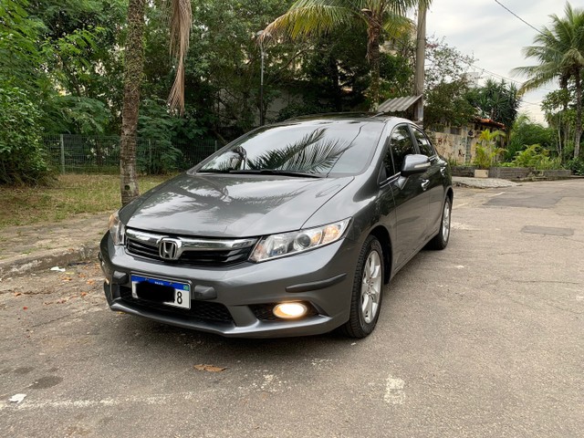 CIVIC EXS 1.8 ÚNIDO DONO