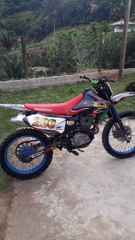 VENDE SE XR 200