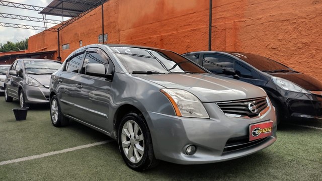NISSAN SENTRA 2.0 S AUTOMÁTICO