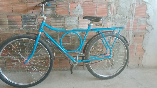 Bicicleta Monark antiga toda no rolamento pneus novos 