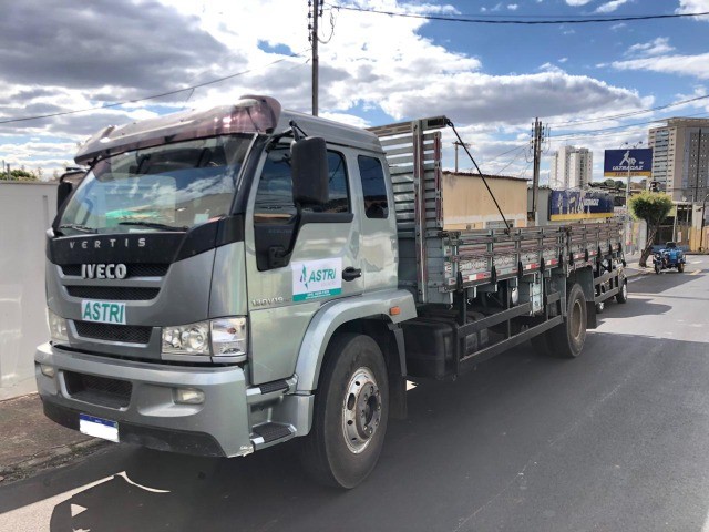 Aluguel E Locação Caminhão 4x4 Com Cabine Suplementar Carroceria - Foto 5