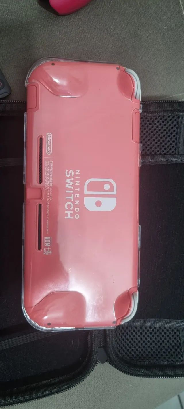 Nintendo switch lite c/ jogo pokémon sword em Santos