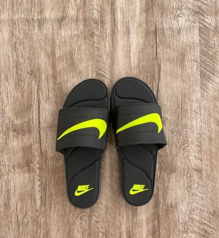 Chinela Slide Confort Nike