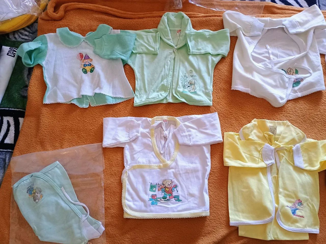 Roupas de bebê recém-nascido - várias peças