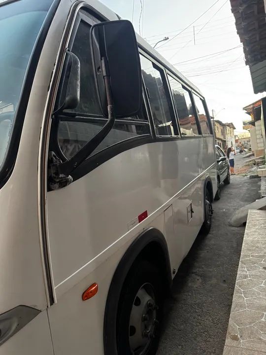 Ônibus em excelente estado ! - Foto 2