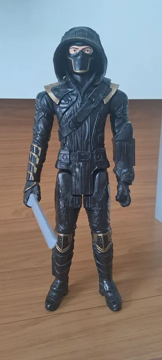 Boneco Ronin, Avengers Titan Hero Series - 30 cm