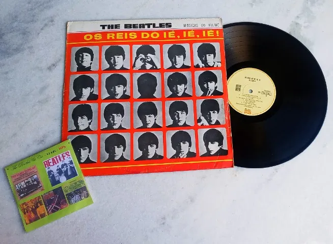 LP Vinil - The Beatles - Os Reis do Ié, Ié, Ié (1974) / A Hard Days Night / Selo Amarelo