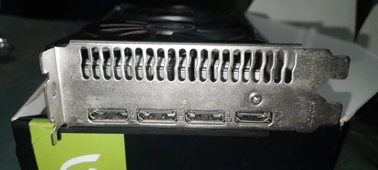 RX 5500 XT 8GB ($700) - Foto 3