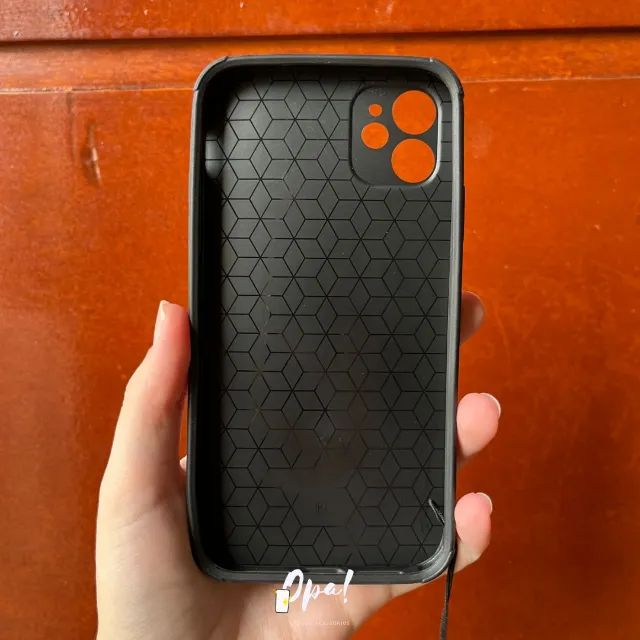 Capinha Iphone 11 - Astronauta No Espaço Cinza - Foto 3