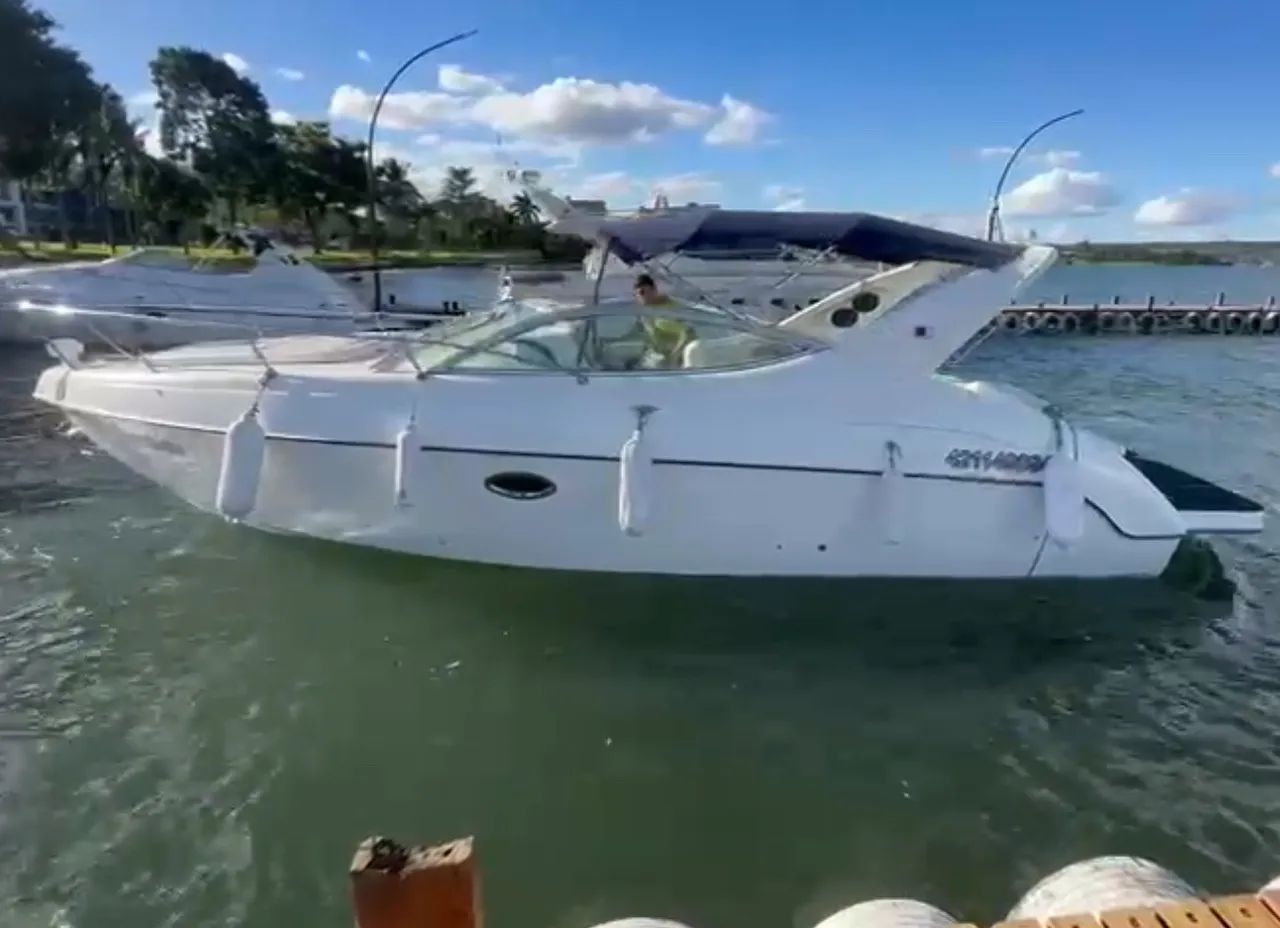 Lancha Phantom 290 30pés C0ta 1/8 