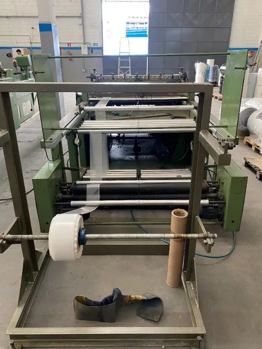 MÁQUINA CORTE E SOLDA HECE 1100 ANO 2001 PISTA DUPLA - Foto 2