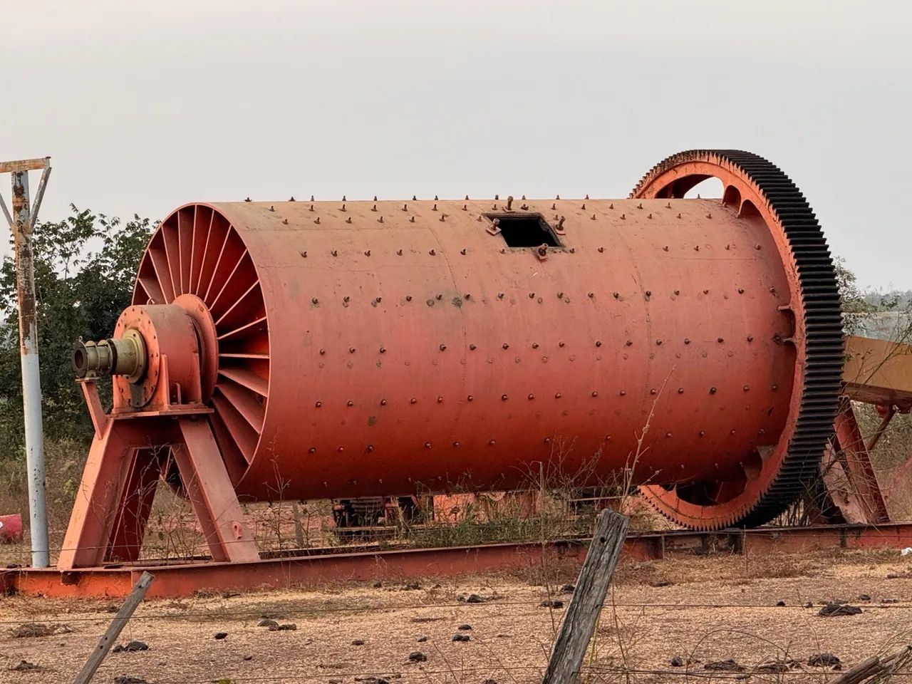 Moinho de bola com motor completo  aceito oferta - Foto 2