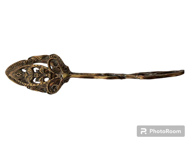 Espátula pegador de bolo de bronze antigo trabalhado com desenhos em alto relevo