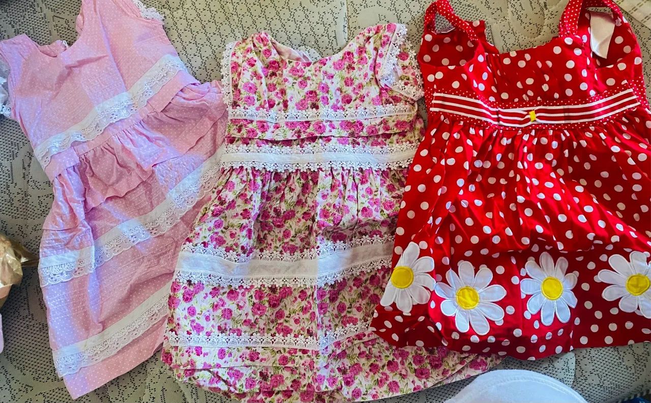 Vestidinhos menina. Um luxo - Roupas para Bebês - Setor dos Afonsos,  Aparecida de Goiânia 1320634618 | OLX