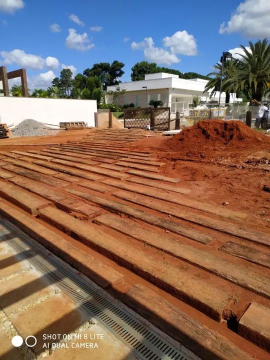 Madeira Dormentes de Linha de Trem 17cmx24cmx2,80metros (Entrego em Todo o Brasil). - Foto 3