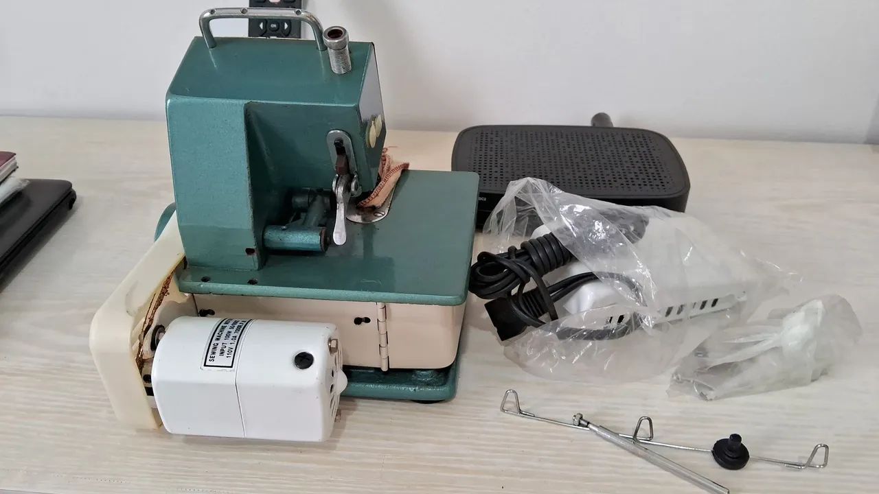 Maquina de Costura Overlock SS2-D - Foto 2