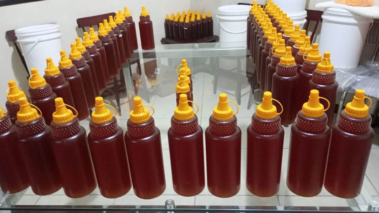 Mel de abelha puro e Própolis verde 70% produção própria. Copaíba e Assa-peixe com candeia