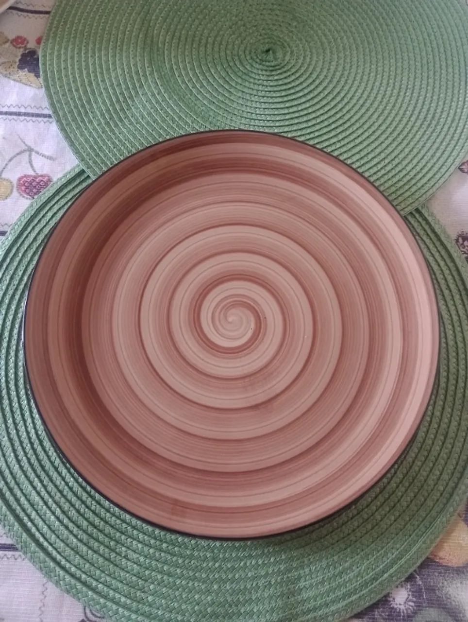 Oportunidade!!! Conjunto de 4 Pratos rasos Grandes Turcos Porselen desenho espiral  - Foto 4