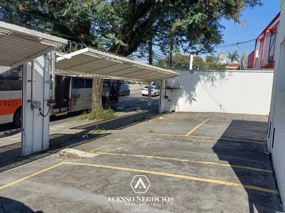 IMOVEL COMERCIAL COM 496 M² DE ÁREA TOTAL - ALTO DA LAPA