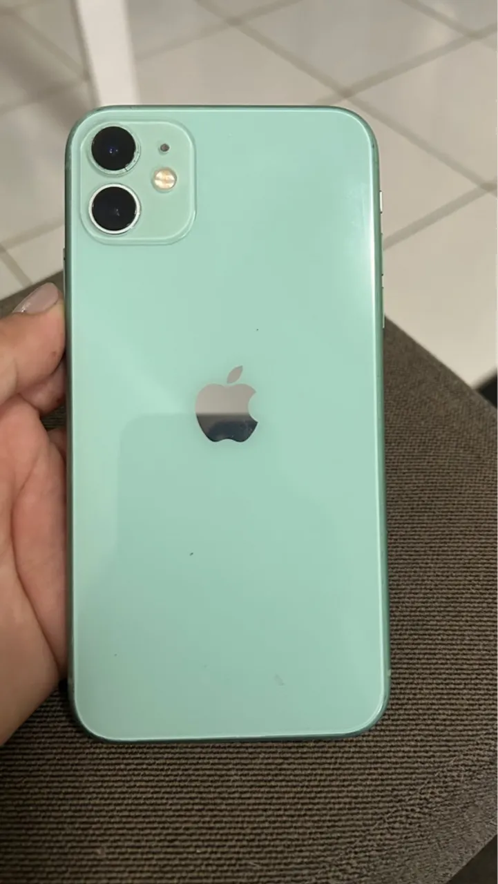 iPhone 11