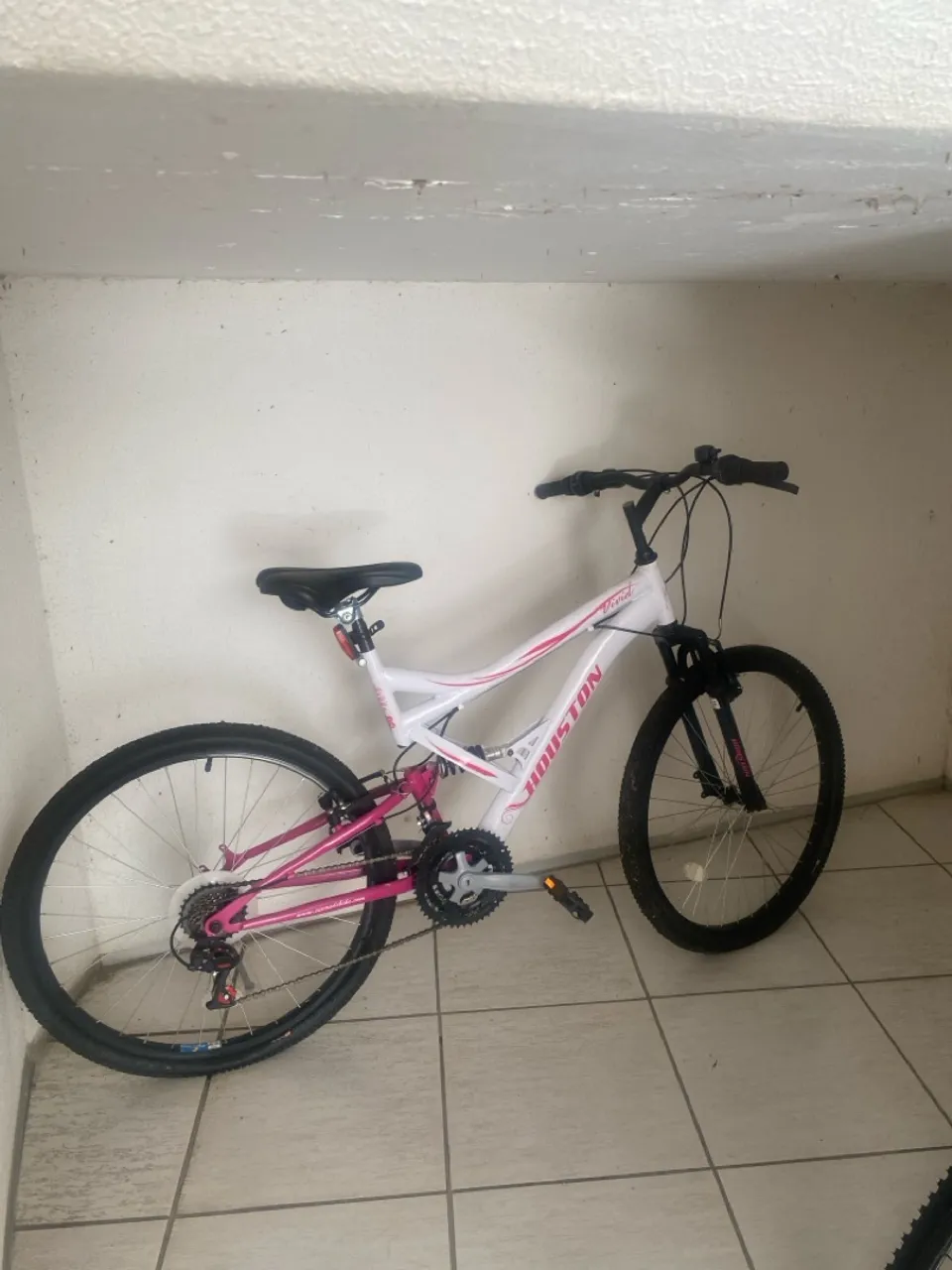 Bicicleta Houston (Aro 26 21 marchas) Aceito oferta