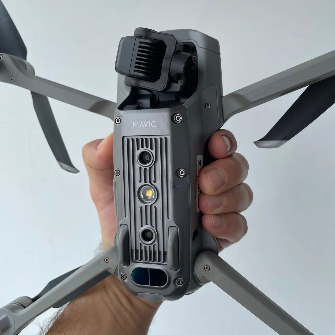 Drone Dji Mavic Air 2 Kit Combo Flymore 3 baterias - Foto 4