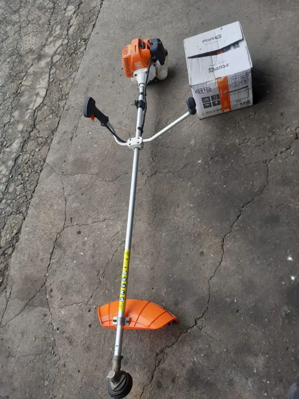 Roçadeira a Gasolina Profissional 2 tempo