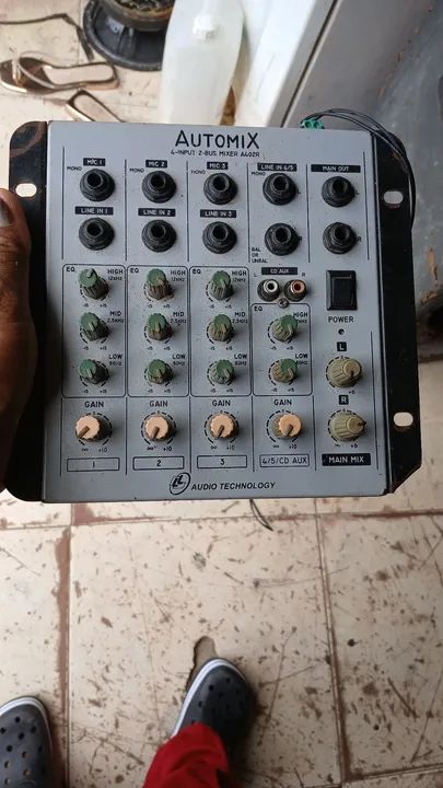 Mesa de Som Automix A402R 4 Canais - Foto 2