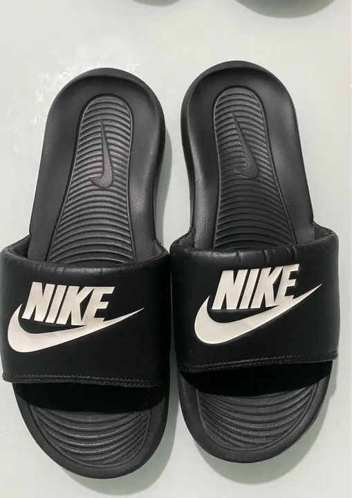 Chinelo Nike