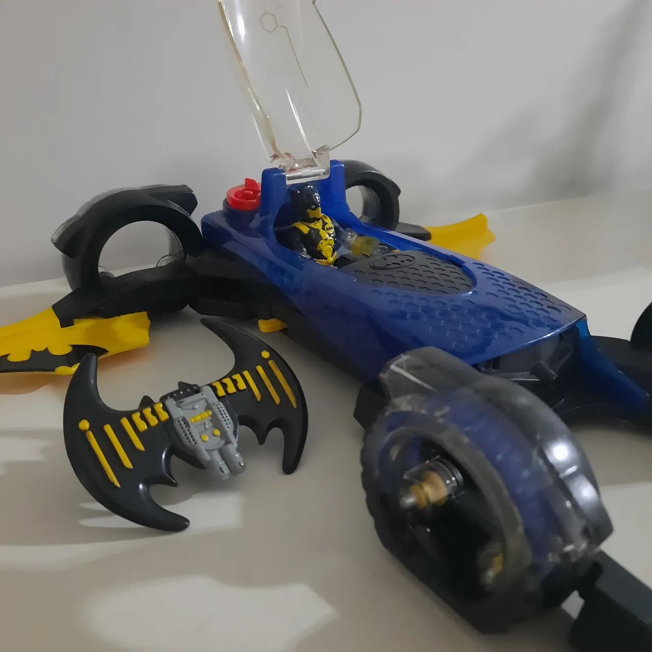 BATMAN  BATMÓVEL AERONAVE - Foto 3