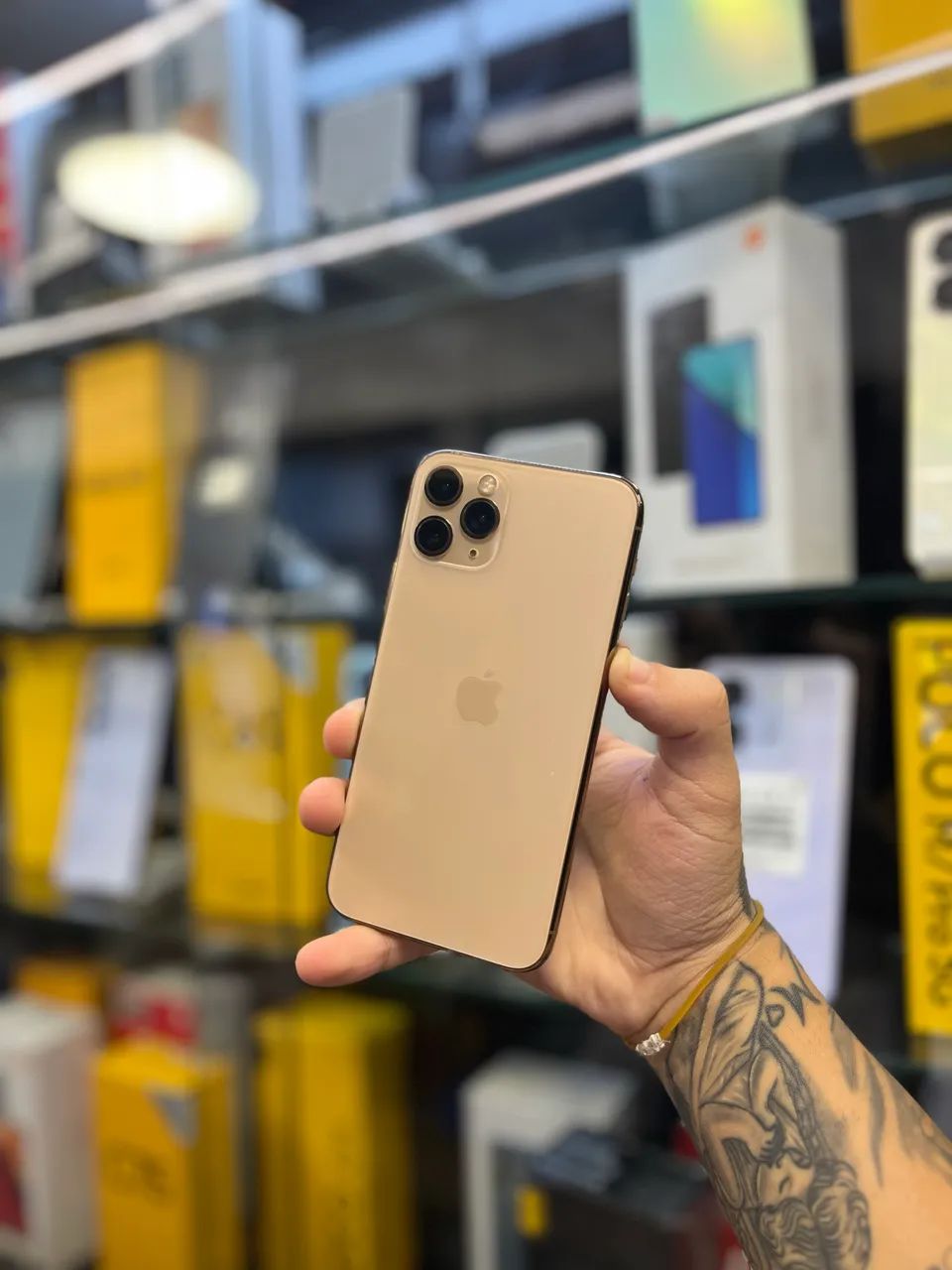 IPHONE 11 PRO 64GB GOLD - Celulares e Smartphones - Alecrim, Natal