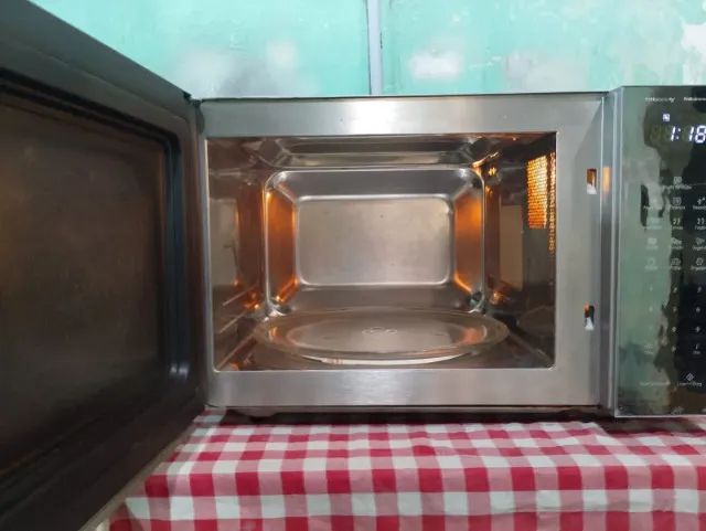  ? PANASONIC 30L  ?ESPELHADO?RETIRADA EM JACAREPAGUA NA CDD  