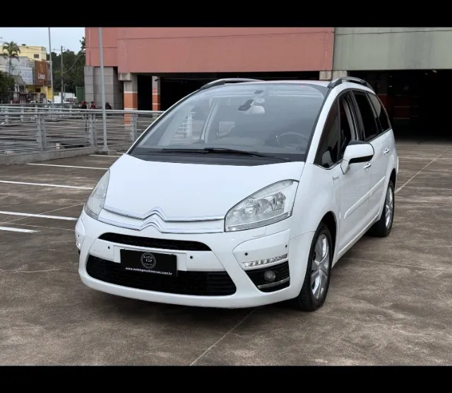 C4 Grand Picasso aut. 2013 *7 lugares* financio 100% sem entrada* top