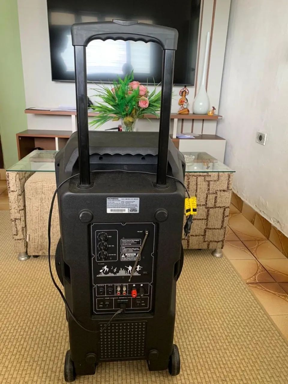 Caixa de Som Portátil Mondial com Bluetooth e luzes - Foto 3