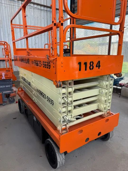 Plataforma Elevatória Tesoura 12 metros 2012  - Foto 3