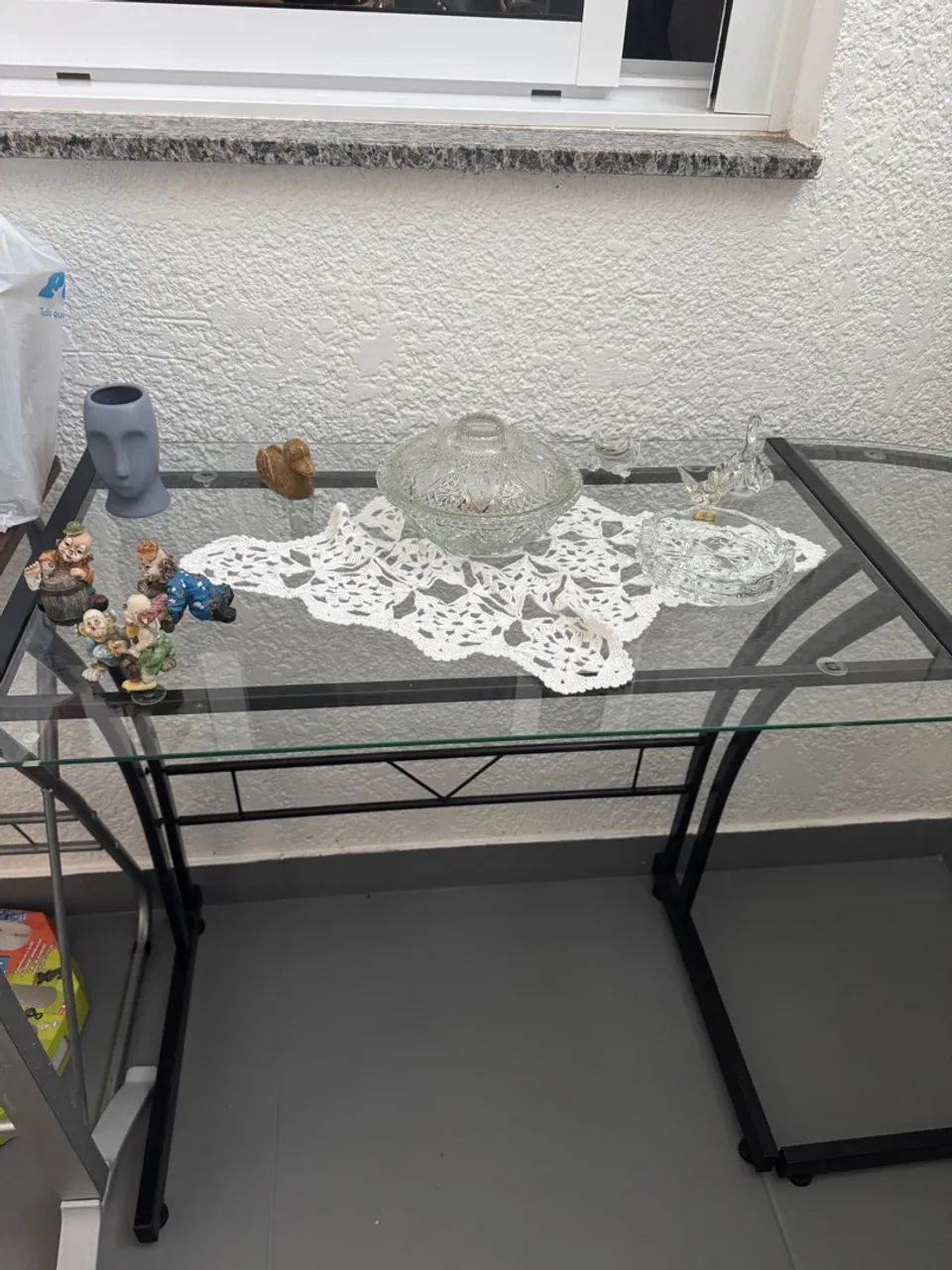 Mesa de Escritório de Vidro com Estrutura Metálica - Foto 2