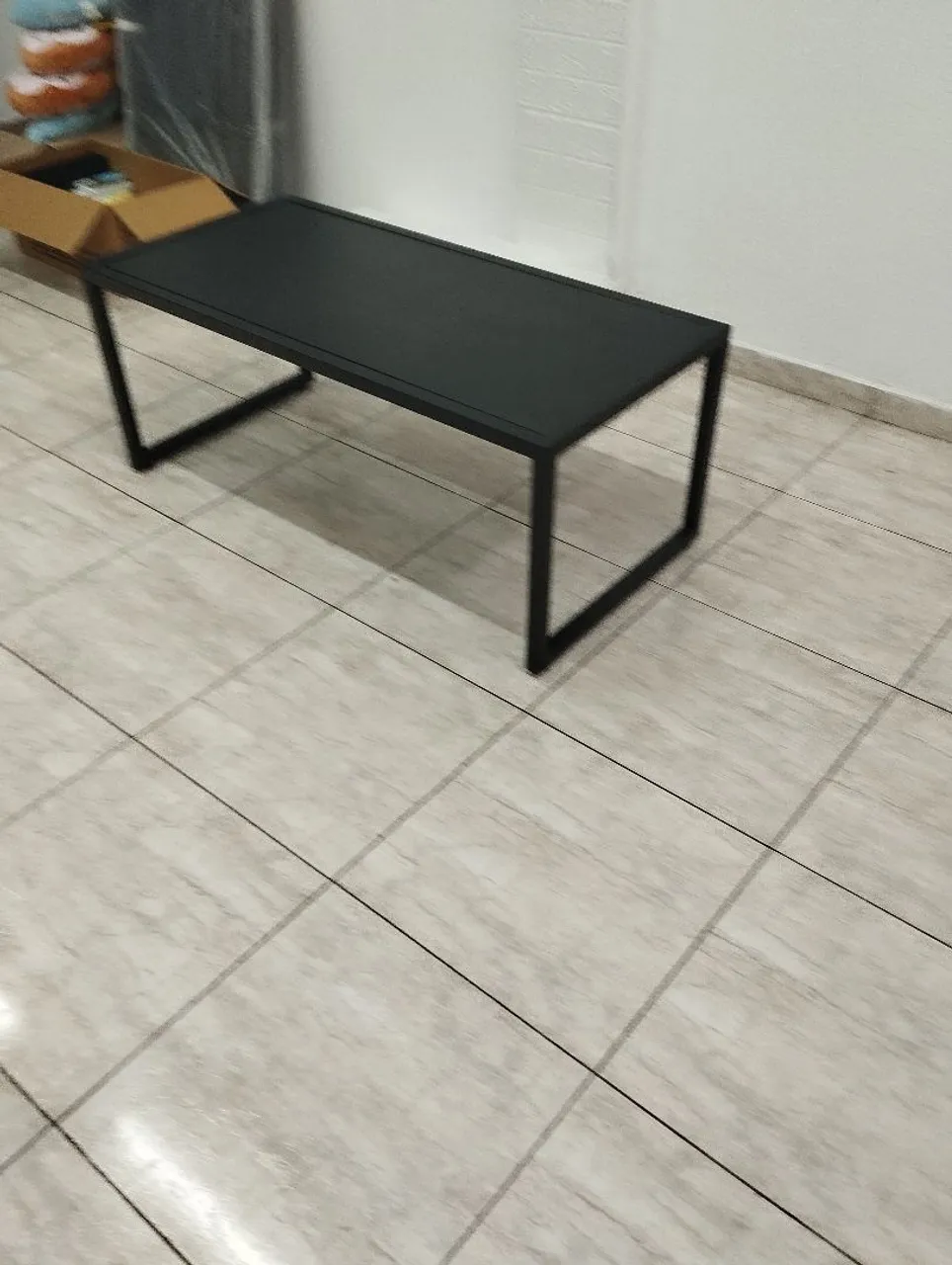 MESA EXPOSITOR PEQUENA
