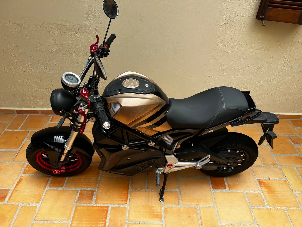 Moto elétrica 