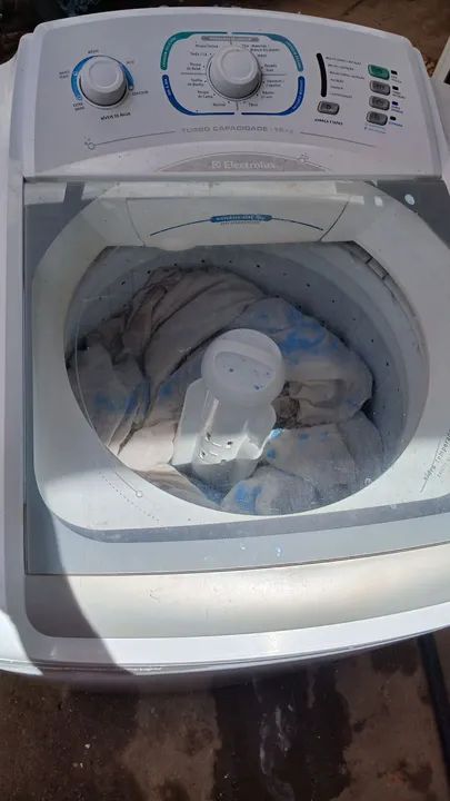 Maquina electrolux 15 quilos 1 ano de garantia  - Foto 5