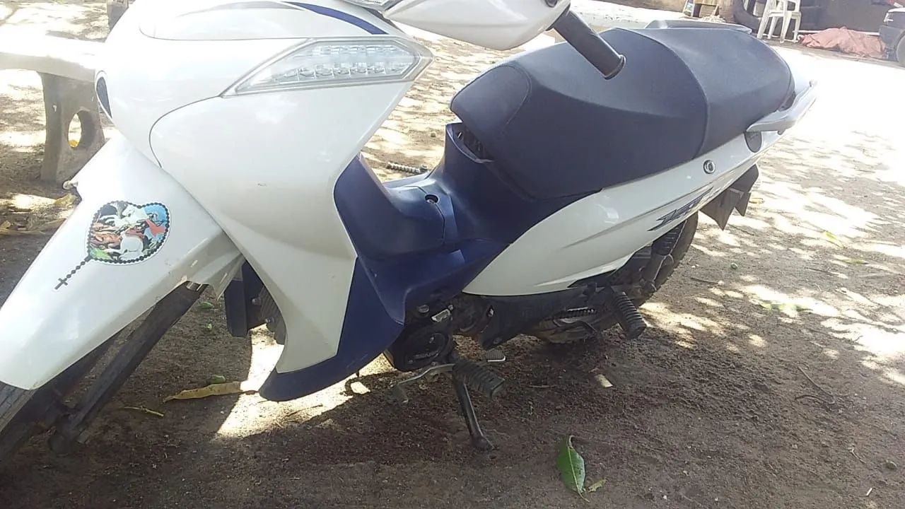 Vendo  moto 