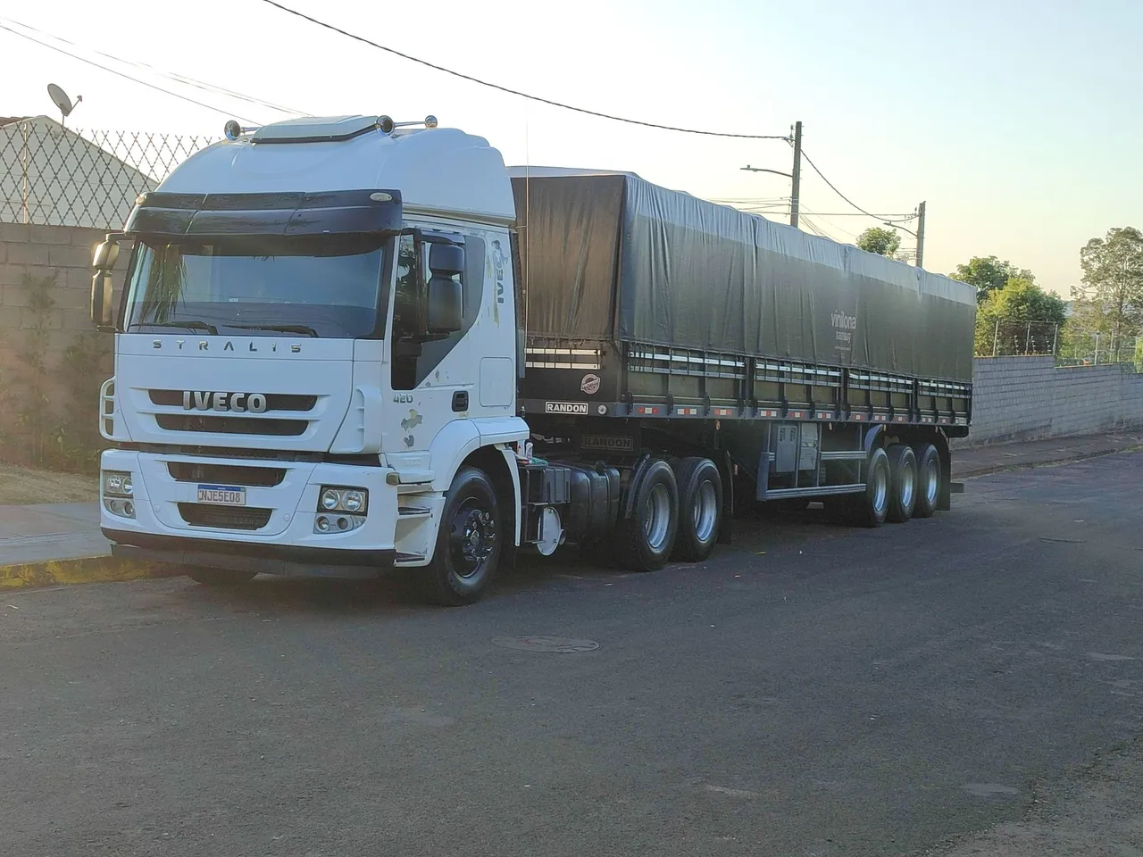 Iveco stralis + carreta randon