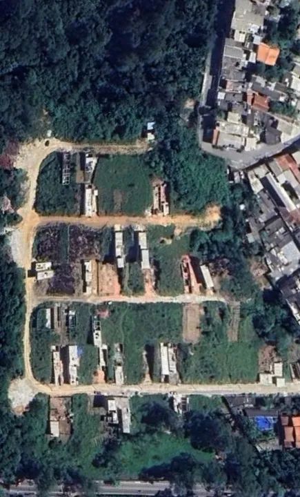 Terreno com área verde em condomínio fechado - Foto 5