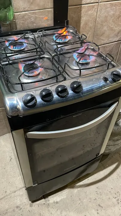 Fogão a Gás 4 Bocas - Usado em ótimo estado!